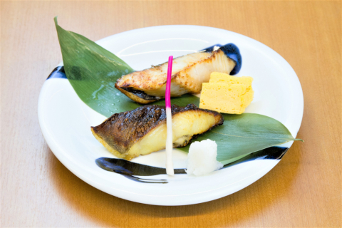 銀鱈の食べ比べ定食（西京漬・粕漬）